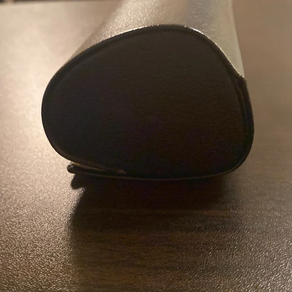 Burberry Sunglasses Case in pristine condition.  No call outs. - Picture 5 of 6